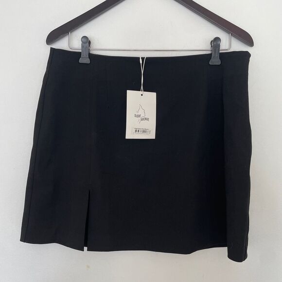 Djerf Avenue Must Have Mini Skirt in Black Size L - Picture 2 of 6